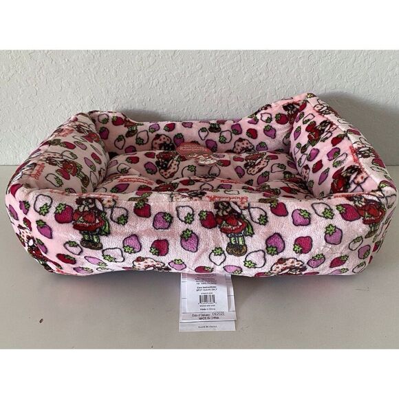 Strawberry Shortcake Dog Cat Pet Cuddler Bed 20 X 16 X 6” Pink Soft Velvet NEW - Picture 5 of 16